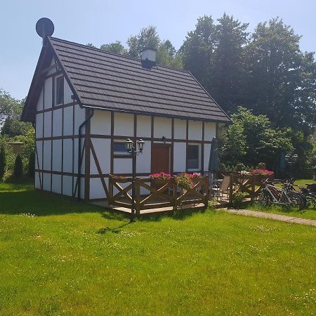 Chata Nad Rzeka Lipusz Exterior photo